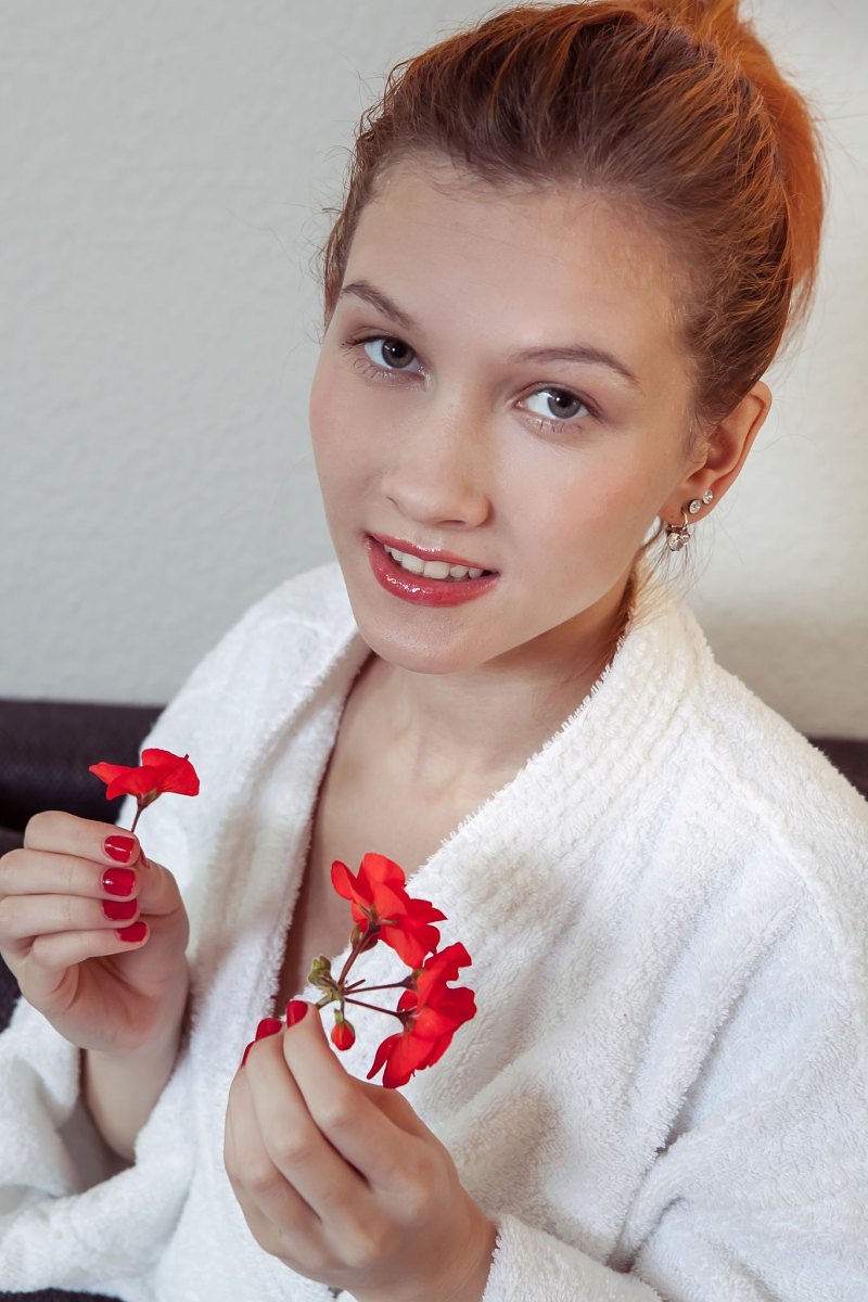 Елена, 25